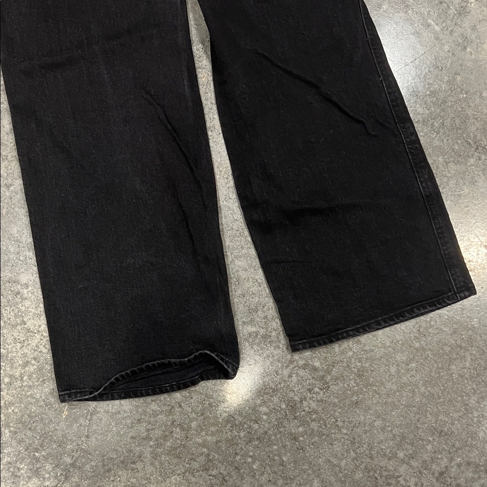 Abercrombie & Fitch Black Ultra High-Rise Wide Leg Jeans - Picture 4 of 6